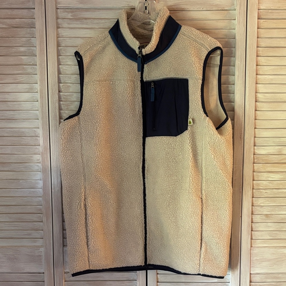 Men’s Sherpa Vest